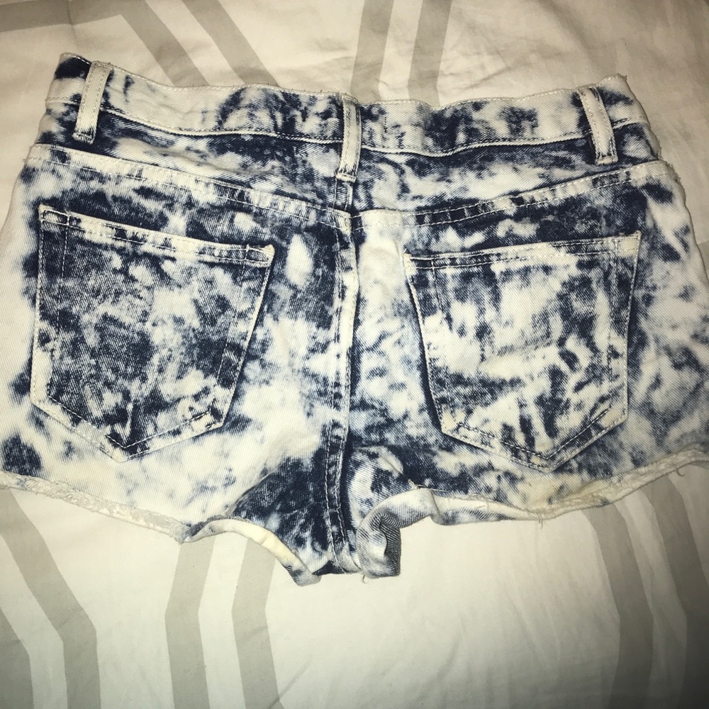 May sell as an outfit or individual